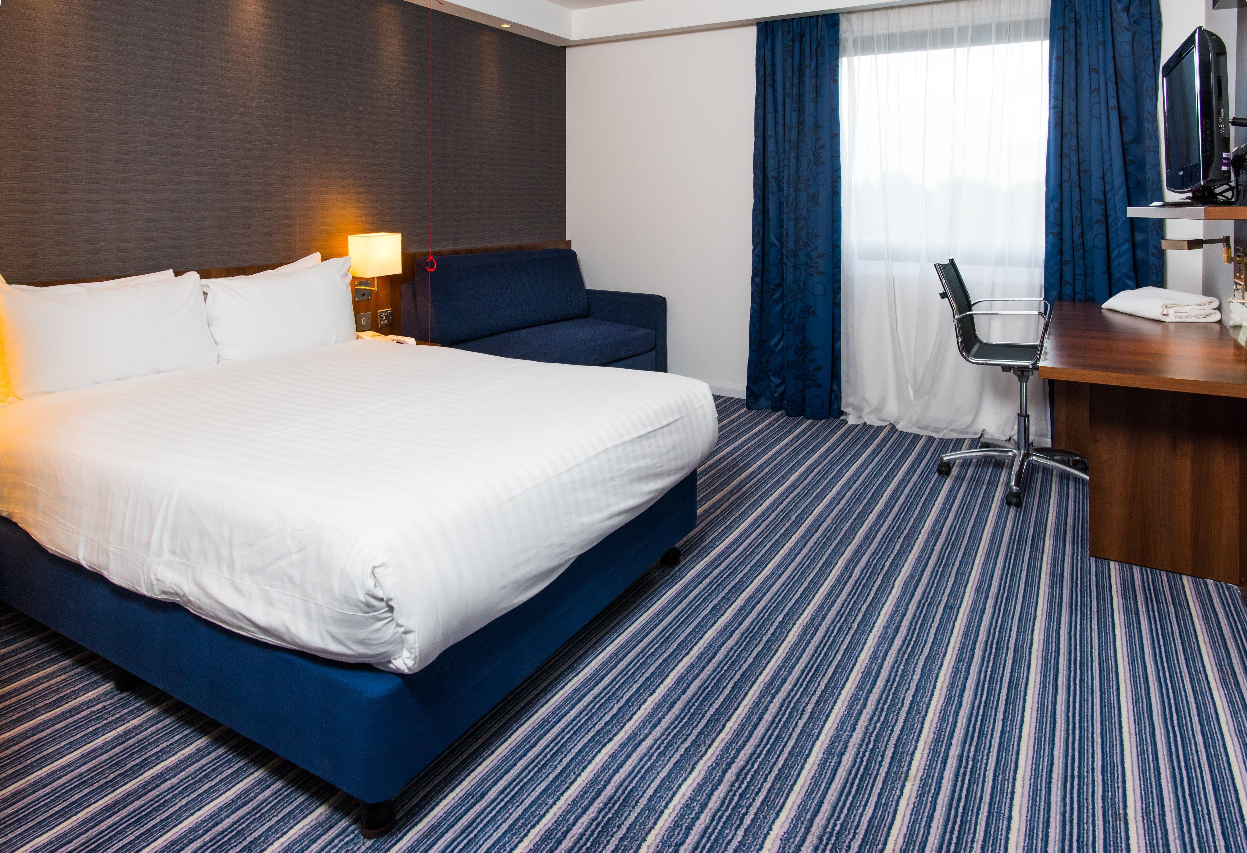 Holiday Inn Express Tamworth By Ihg Extérieur photo