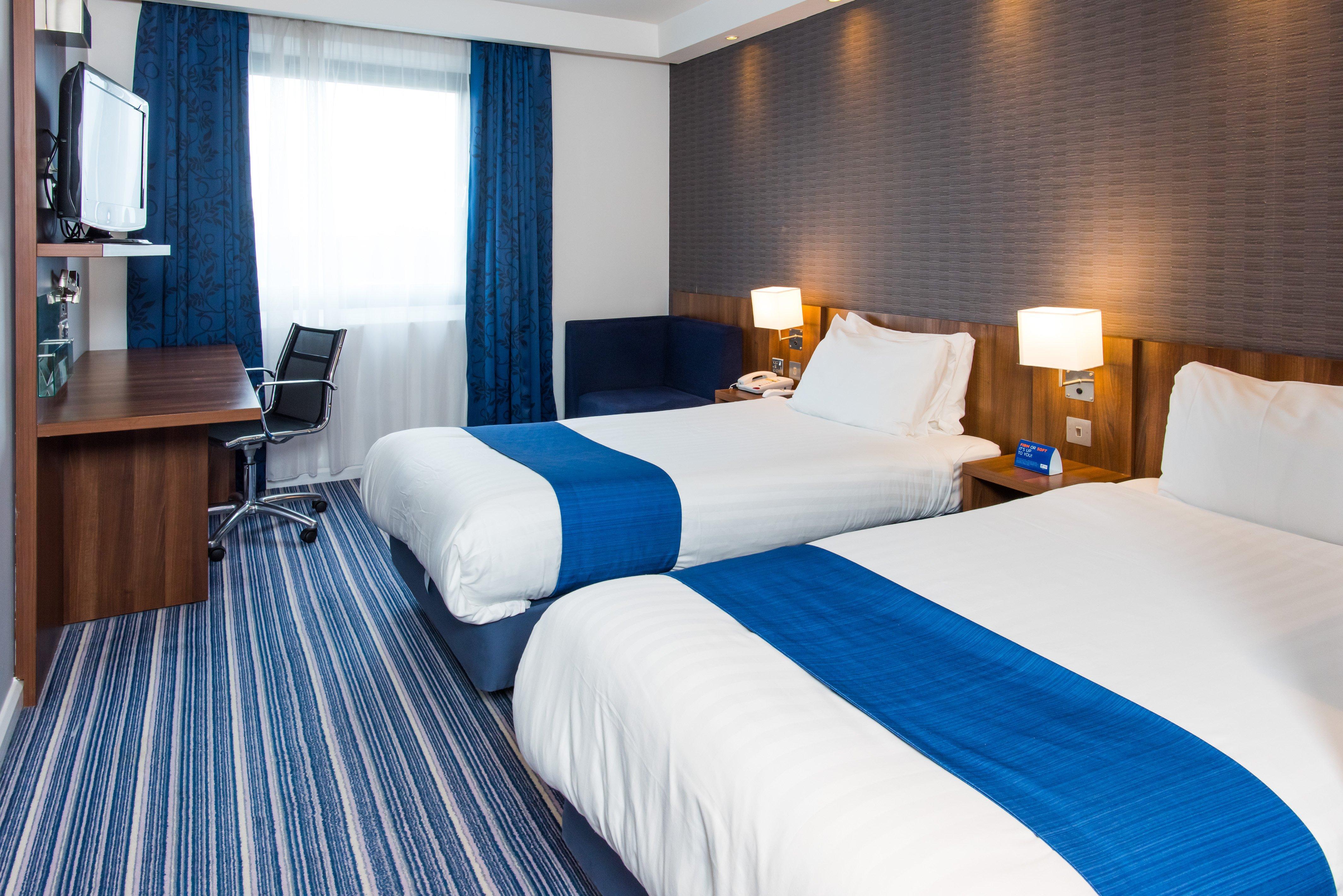Holiday Inn Express Tamworth By Ihg Extérieur photo