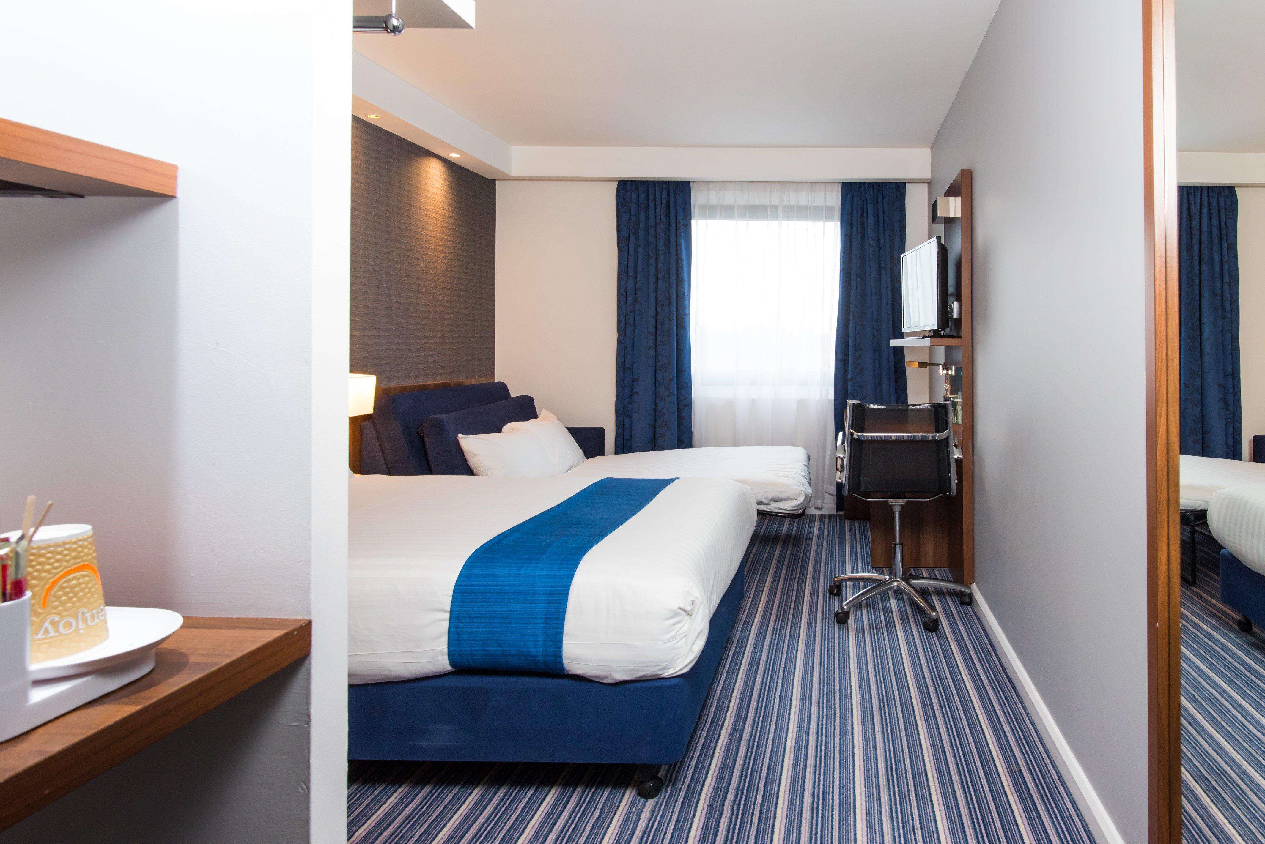 Holiday Inn Express Tamworth By Ihg Extérieur photo