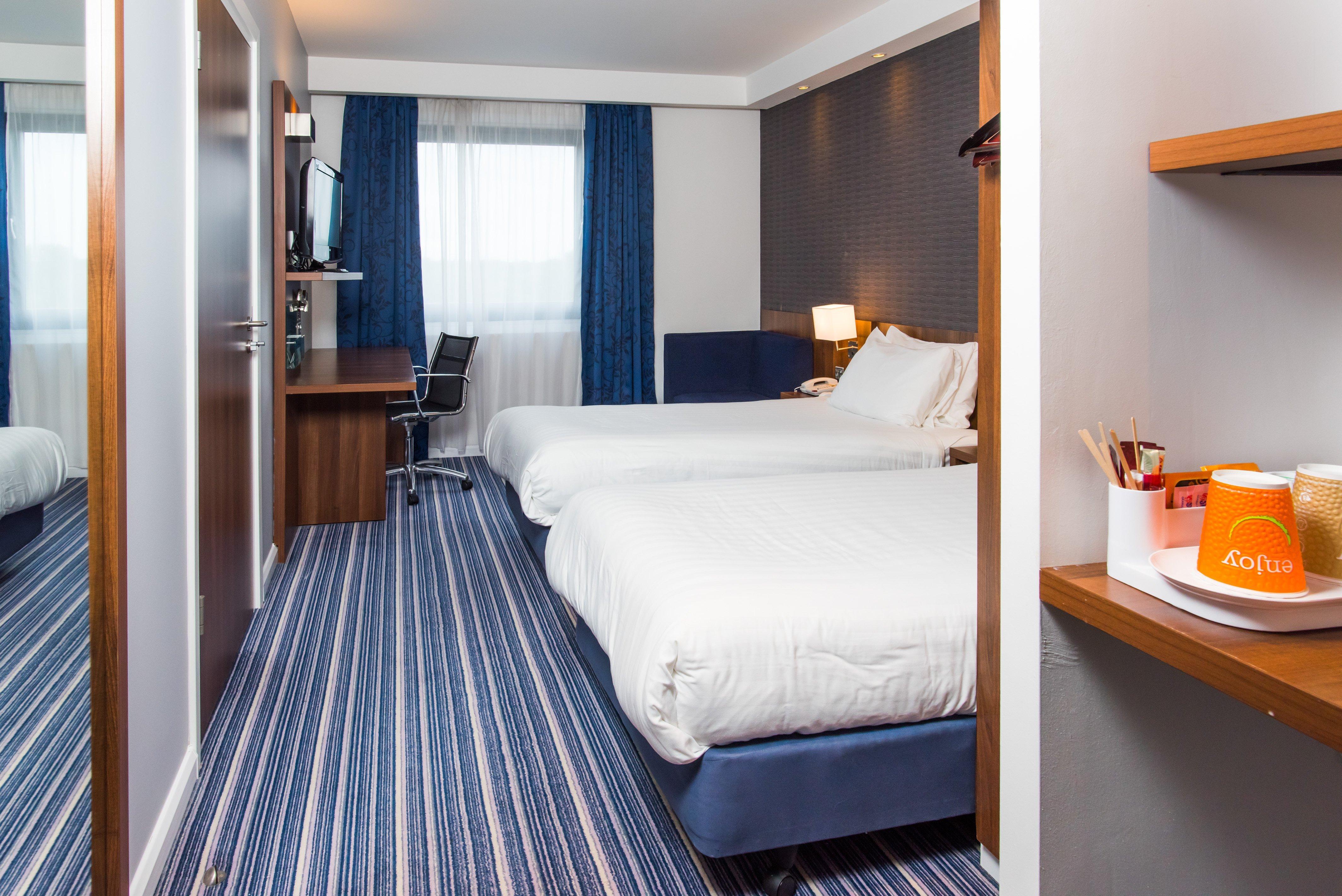 Holiday Inn Express Tamworth By Ihg Extérieur photo