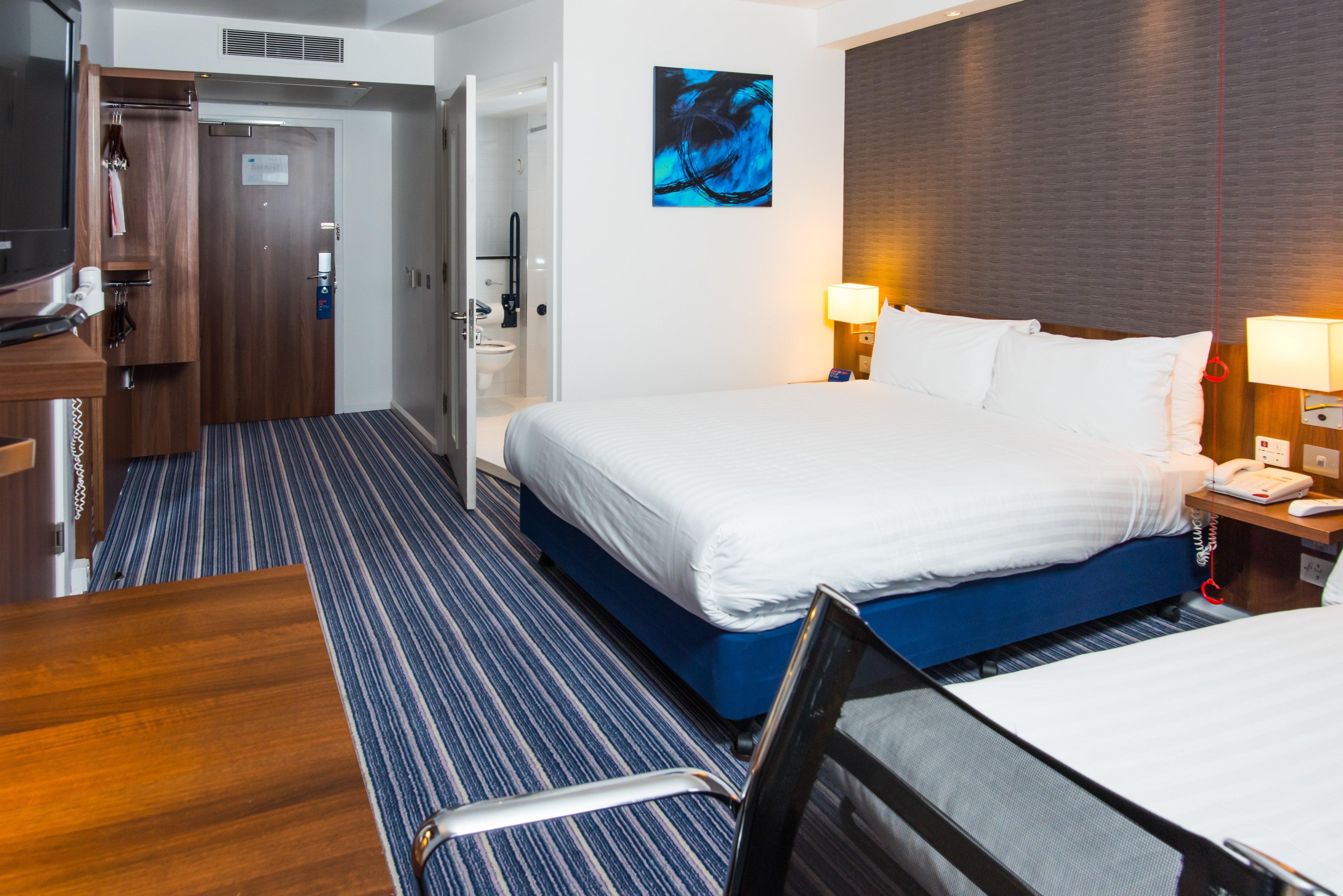 Holiday Inn Express Tamworth By Ihg Extérieur photo