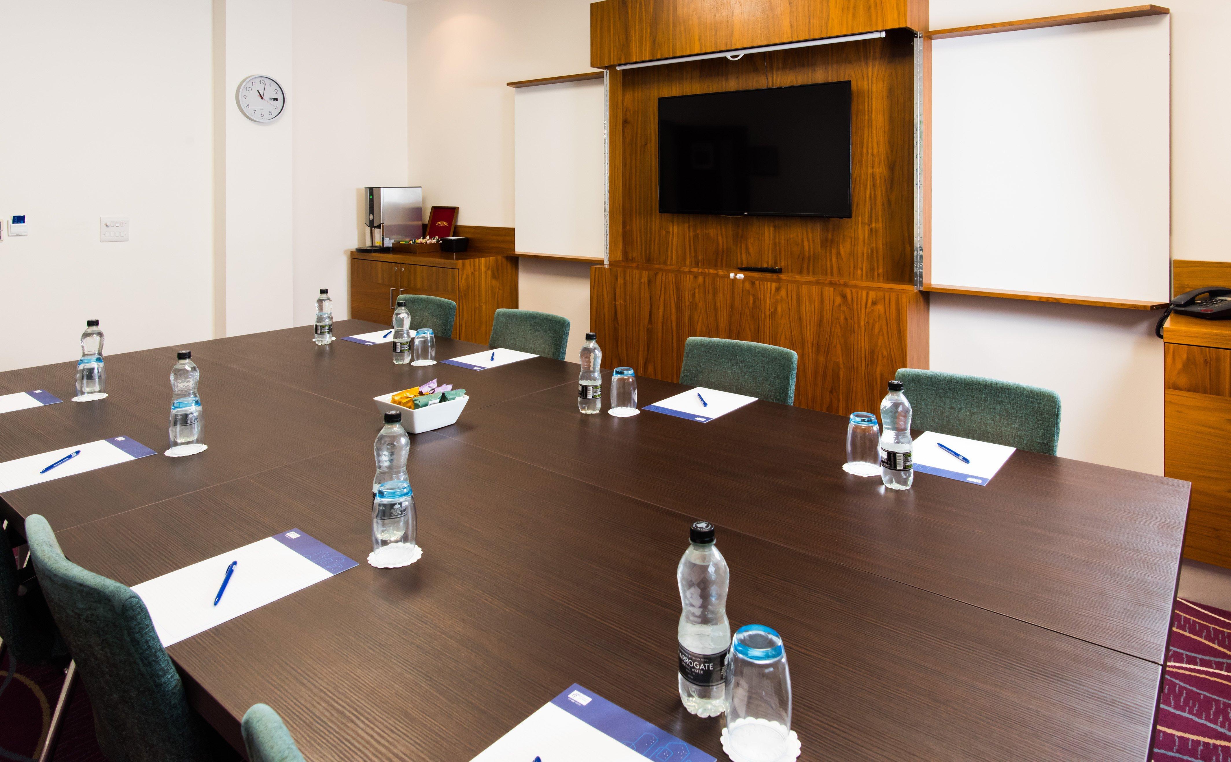 Holiday Inn Express Tamworth By Ihg Extérieur photo