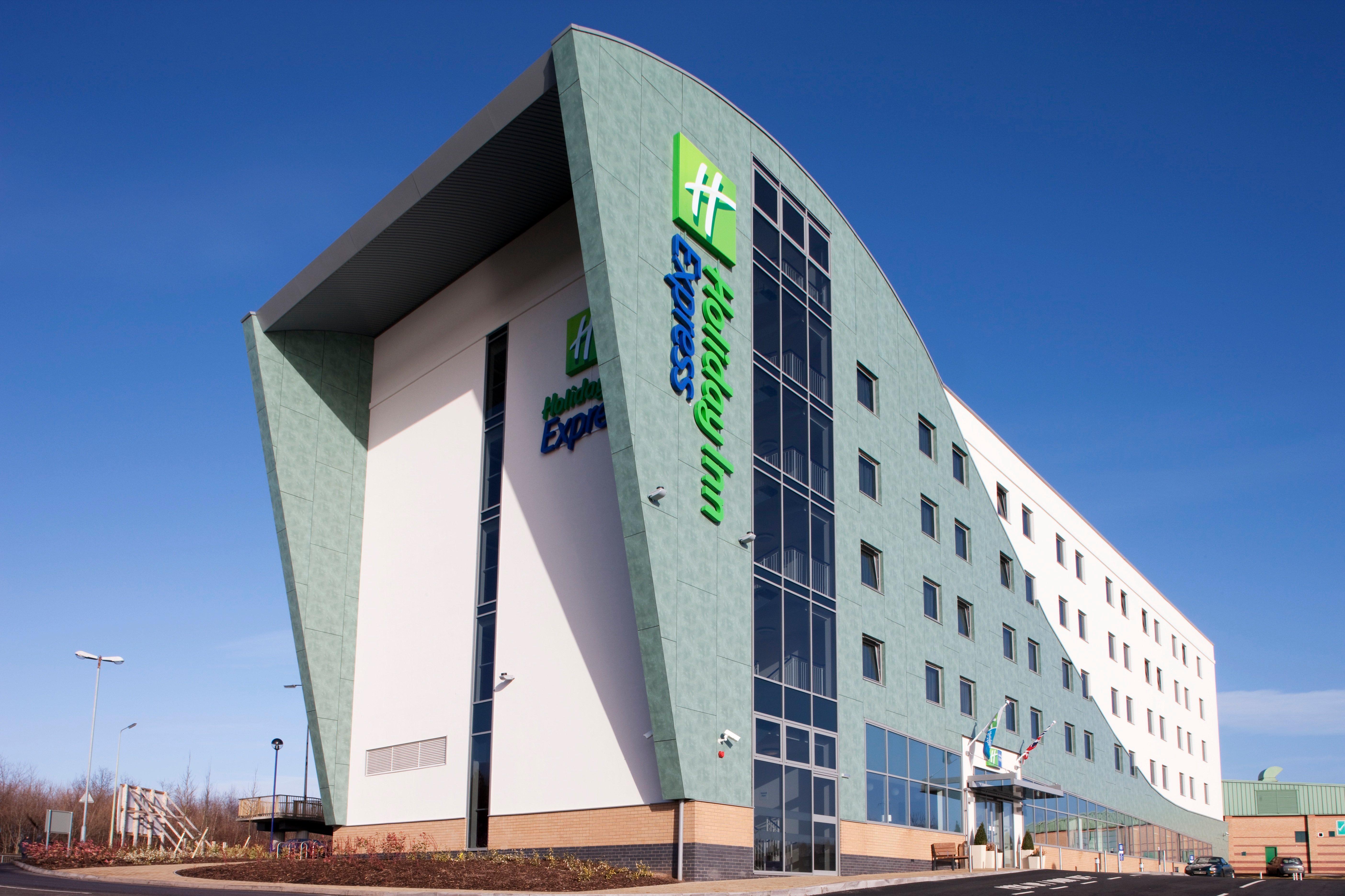 Holiday Inn Express Tamworth By Ihg Extérieur photo
