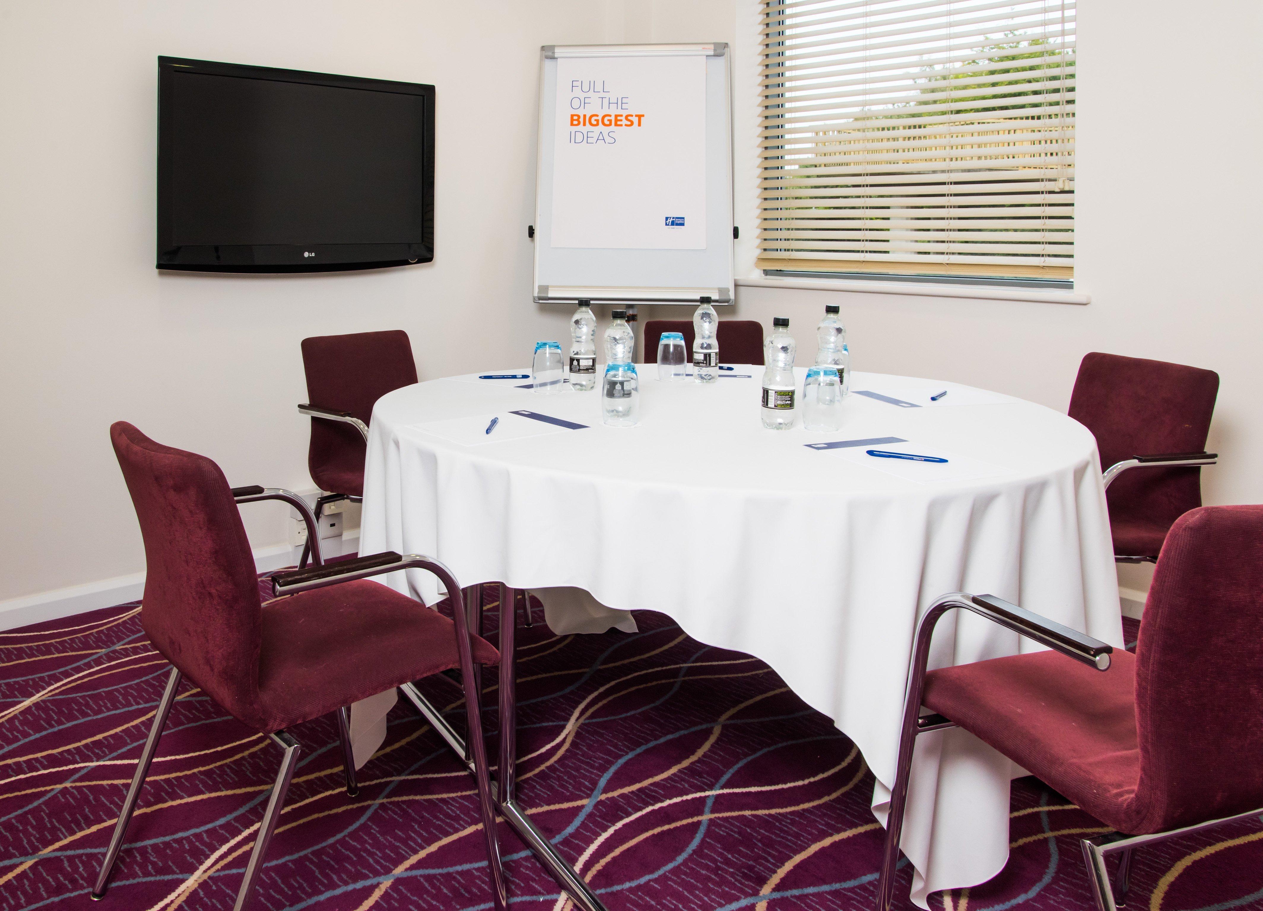 Holiday Inn Express Tamworth By Ihg Extérieur photo