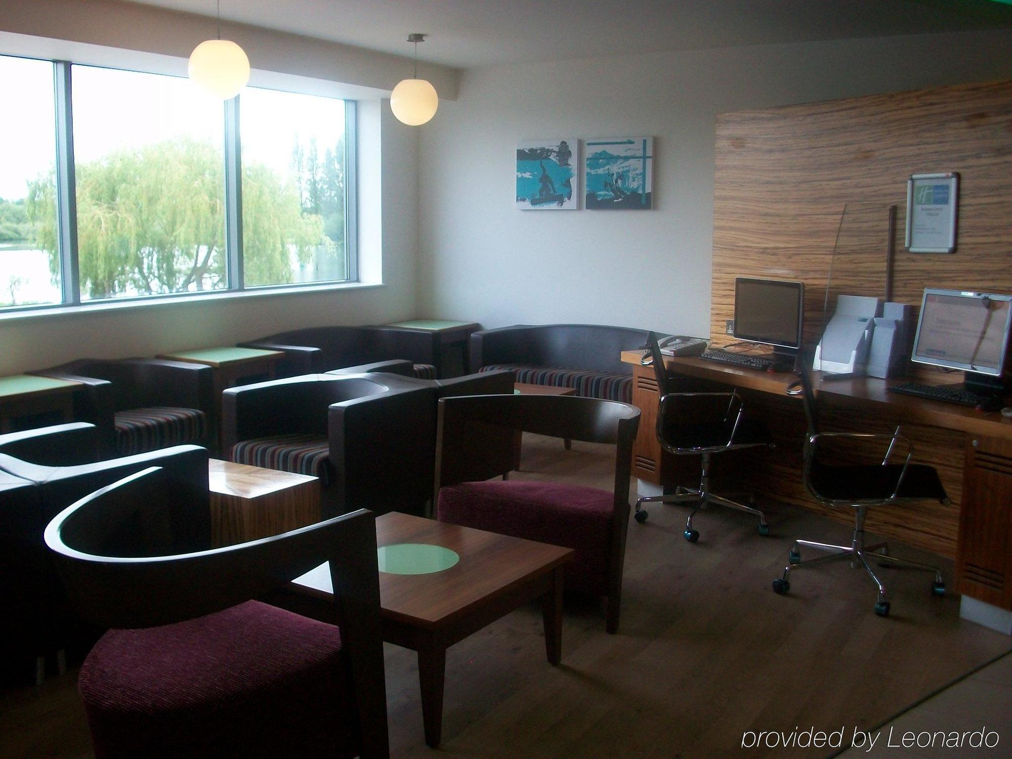Holiday Inn Express Tamworth By Ihg Facilités photo